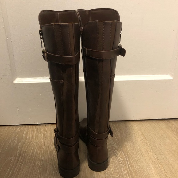 Guess winter snow boots size 6 - Picture 4 of 9